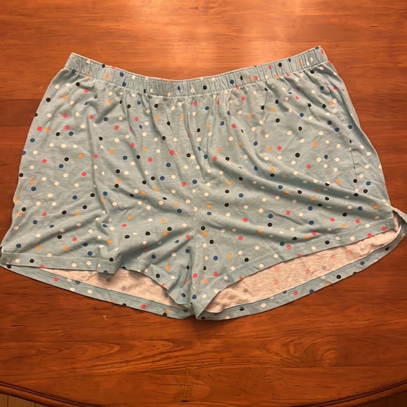 Kim Rogers pajama set shirt and shorts. Women’s XL. Gently used. - Picture 3 of 4